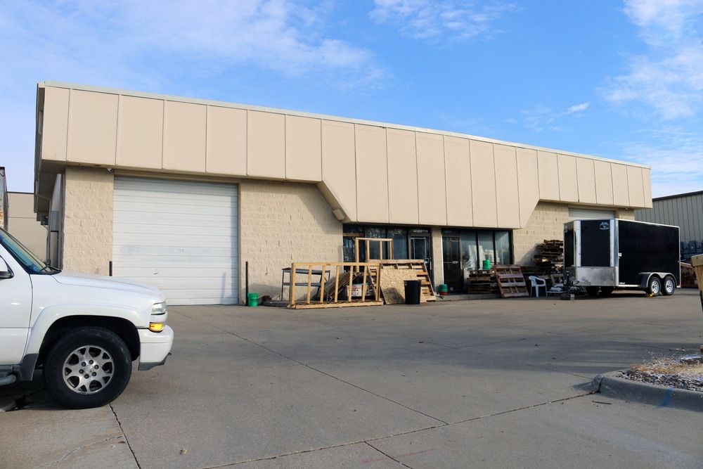 13436 C St, Omaha, NE 68144